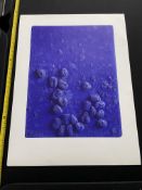 Two Yves Klein Blaues Schwammrelief
