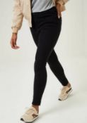 (11B) 5x Mixed Size High Rise Pants Black To Include Stretch Denim (RRP £12.50 Each)