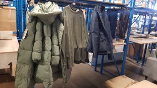 10x Mixed Clothing Items (All Appear As New, Most With Tags Attached)