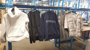 10x Mixed Clothing Items (All Appear As New, Most With Tags Attached)