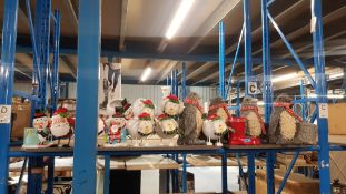 (6C) 19x Mixed Christmas Planters. To Include 11x Metal Snowman / Santa / Polar Bear Metal Planter