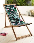 Lot RRP £103. 2x Items. 1x Riviera Deck Chair Palm RRP £54 (OT456). 1x Outdoor Circular Floor Cus