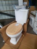 Traditional Style Dual Flush Close Coupled Toilet With Wood Seat, Cistern Fittings, Chrome Flush. A