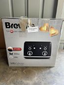 Breville VTT992 Lustra 4 Slice Toaster - Black. RRP £39.99 Grade U