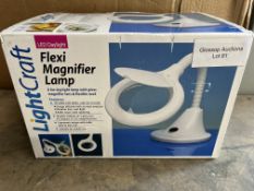 Lightcraft LED Compact Flexi Magnifier Lamp. RRP £29.99 Grade U