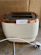 Beko Cosmopolis Toaster TAM8202W, Retro White Rose Gold. RRP £49.99 Grade U