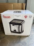 Swan 1.5 litre Stainless Steel Fryer with Viewing Window. RRP £34.99 Grade U