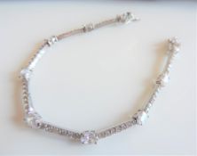 Sterling Silver 9 CT White Topaz Bracelet