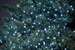 (9B) 6x Items. 2x 1500 Timer LED Cluster Lights Warm White. 2x 1000 Timer LED Cluster Lights Warm W