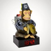 (R8) 5x Paladone Items. 3x Call Of Duty Monkey Alarm Clock. 1x Minecraft Alarm Clock. 1x Minecraft