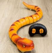 (7A) Lot RRP £489.99. 22 Items. 5x Red5 Anaconda RC Snake RRP £28 Each. 1x Marvel Avengers Thor Ham