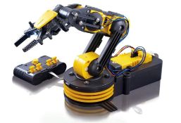 (8G) Lot RRP £150. 5x Items. 4x Robot Arm Wired Control Roboat Arm Kit RRP £30 Each. 1x Hydraulic R