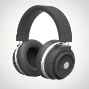 (7M) Lot RRP £113. 5x Items. 3x Red5 He High Performance Headphones Bluetooth RRP £25 Each. 1x Inte