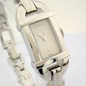 Gucci / 6800L - Lady's Steel Wrist Watch