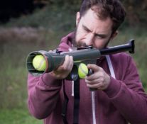 (7B) 12x #winning Dog Ball Launcher RRP £16 Each. (Units Have Return To Manufacturer Sticker).
