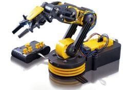 (R8) Lot RRP £240. 6x Robot Arm Wired Control Robot Arm Kit RRP £40 Each. (Units Have Return To Ma