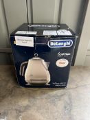 DELONGHI Icona Capitals KBOC3001.W Jug Kettle. RRP £54.99 - GRADE U