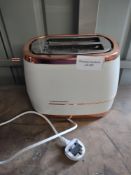 Cosmopolis 2 Slice Toaster. RRP ££36.00 - GRADE U