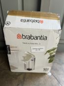 Brabantia NewIcon 3 Litre Matt Steel Pedal Bin. RRP £29.99 - GRADE U
