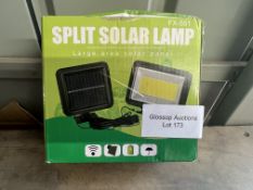 Split solar lamp. RRP £29.99 - GRADE U