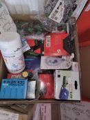 Box of Mixed Items Bx8