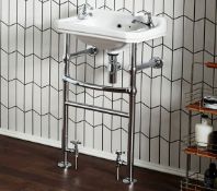 RRP £299. Appears Unused. PLEASE NOTE- THIS PRODUCT IS FINISHED IN POLISHED GOLD. Holborn Heated Wa
