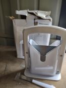 Gavanto Bagel Guillotine Slicer. RRP £10.59 - GRADE U Gavanto Bagel Guillotine Slicer.RRP £10.59 -