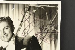 LIBERACE (1919-1987) Original signature