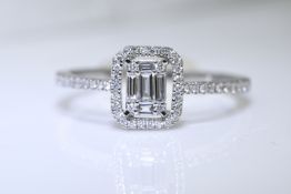 Diamond Ring Set in 18ct White Gold