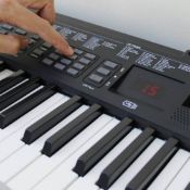 (11B) Lot RRP £118. 2x iDance G-200 Electronic Keyboard RRP £59 Each. (All Units Have Return T...