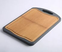 (128/R8) 13x Items. Mixed Cookware Items To Include: 3x Wooden Chopping Boards. 3x Marble Effec