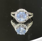 Beautiful 2.30 CT Natural Blue Sapphire With Natural Diamonds & 18Kgold
