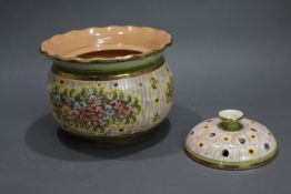 Continental Decorative Ceramic Pot Pourri