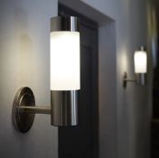 Title: (57/R8) Lot RRP £168. 16x Items. 4x Solar Ball Stick Light White LED RRP £8 Each. 2x Solar