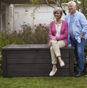 (8/Mez) RRP £170. Keter Westwood Outdoor Garden Storage Box 570L – Brown (Dimensions H64.40x W72...
