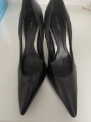 Ladies shoes