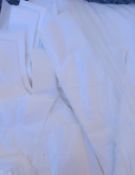 Pack of 100 brand new white plastic disposable ppe aprons