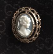 Vintage Ernest Jones 9ct Gold Cameo Brooch And Earrings Set