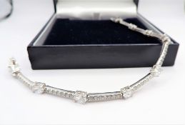 Sterling Silver 9ct White Topaz Bracelet with Gift Box.