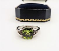 Sterling Silver 3ct Peridot & Diamond Ring New with Gift Box