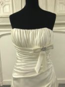 Alexia Wedding Dress Size 6 Ivory. Style 2946