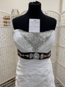 Alfred Angelo Wedding Dress Style 2116 Size 14