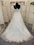 Alfred Angelo Wedding Dress Style 2580 Size 18