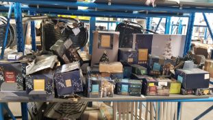 (158/5I) Trader Lot – Contents Of Bay. Mixed Christmas / Garden Lights. Approx 35x Items.