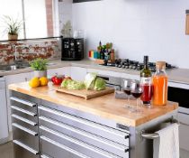 (13/5N) RRP £600. Ultimate 56inch 10 Drawer Tool Trolley. High Grade Stainless Steel Build And So...