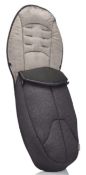 UNIVERSAL FOOTMUF F- GRAPHITE BLACK- RRP £95Description: UNIVERSAL FOOTMUF F- GRAPHITE BLACK-
