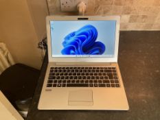 CLEVO N131WU Windows 11 Laptop 13