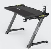 (74/Mez) RRP £239. Outshine Gaming Destiny Gaming Desk. Carbon Fibre Texture Top. Heavy Duty Z-Fr...