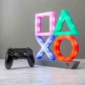 Title: (91/A7) Lot RRP £252. 10x Items. 4x Playstation Icons Light XL RRP £30 Each. 6x Marvel Logo