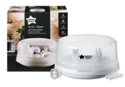 (118/6O) 2x Tomme Tippee Items. 1x Closer To Nature Complete Feeding Set Black RRP £120. 1x Micr...
